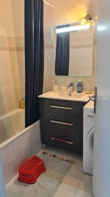 Appartement Vue Mer Sur Les Hauteurs De ニース エクステリア 写真